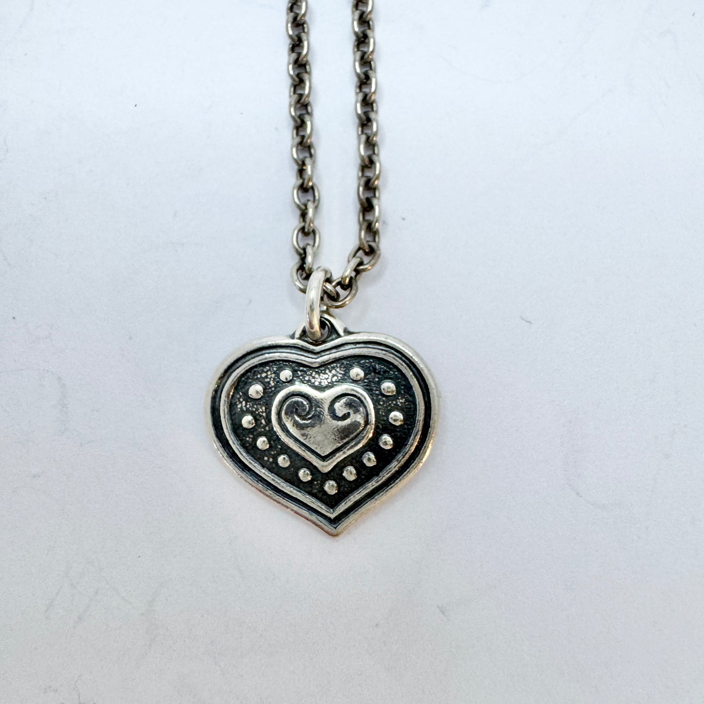 Kalevala Koru, Finland. Vintage Sterling Silver Heart Pendant Long Chain Necklace.