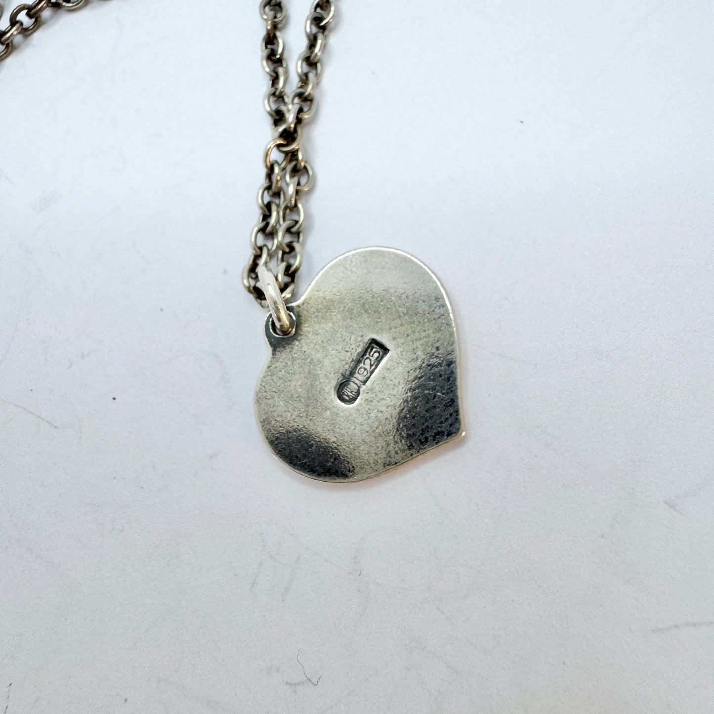 Kalevala Koru, Finland. Vintage Sterling Silver Heart Pendant Long Chain Necklace.