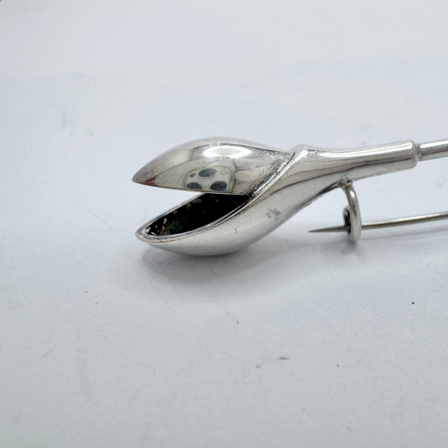 Kaunis Koru, Finland. Large Vintage Sterling Silver Rutilated Quartz Brooch.