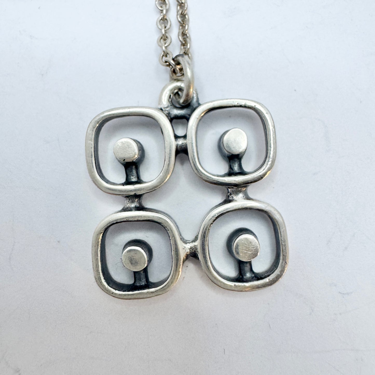 Jorma Laine for Kultateollisuus, Finland year 1970. Vintage Solid Silver Pendant Necklace.