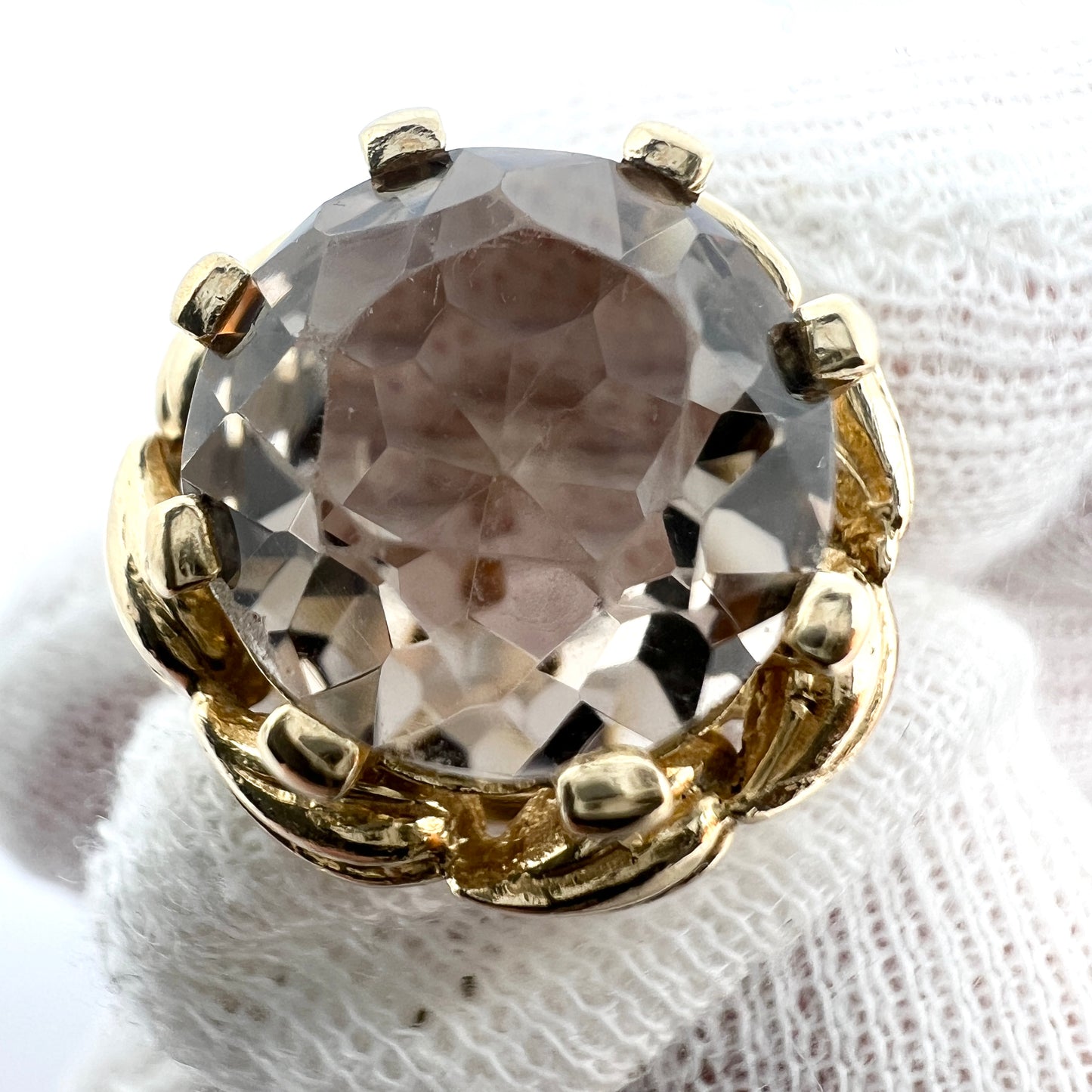 Maker KARBRA, Vintage 1960-70s 14k Gold Quartz Ring.