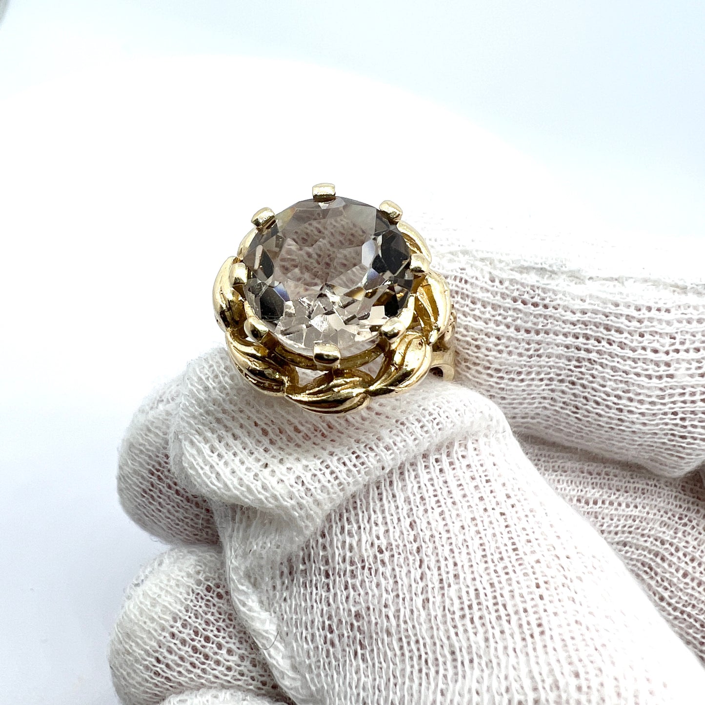 Maker KARBRA, Vintage 1960-70s 14k Gold Quartz Ring.