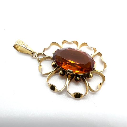 Guldvaruhuset, Sweden 1945. Vintage 18k Intense Orange Paste Stone Pendant.