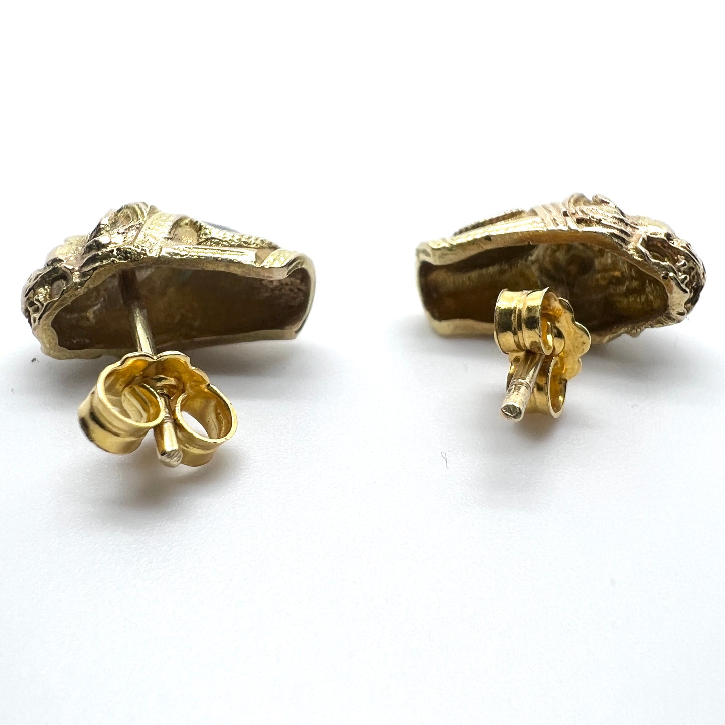 South Asia Vintage 14k Gold Dark Blue Enamel Lion's Head Pair of Stud Earrings.
