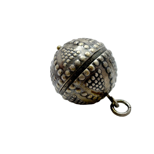 Kalevala Koru, Finland. Vintage Sterling Silver Pendant.