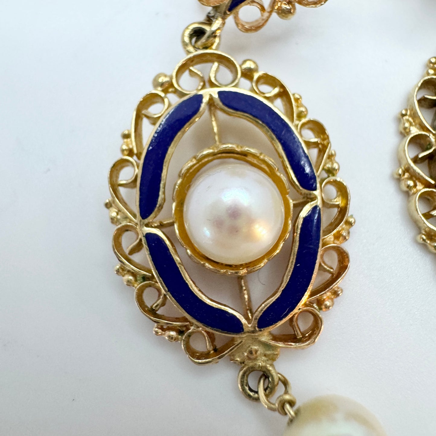 Vintage 1930-40s. 14k Gold Enamel Pearl Earrings.