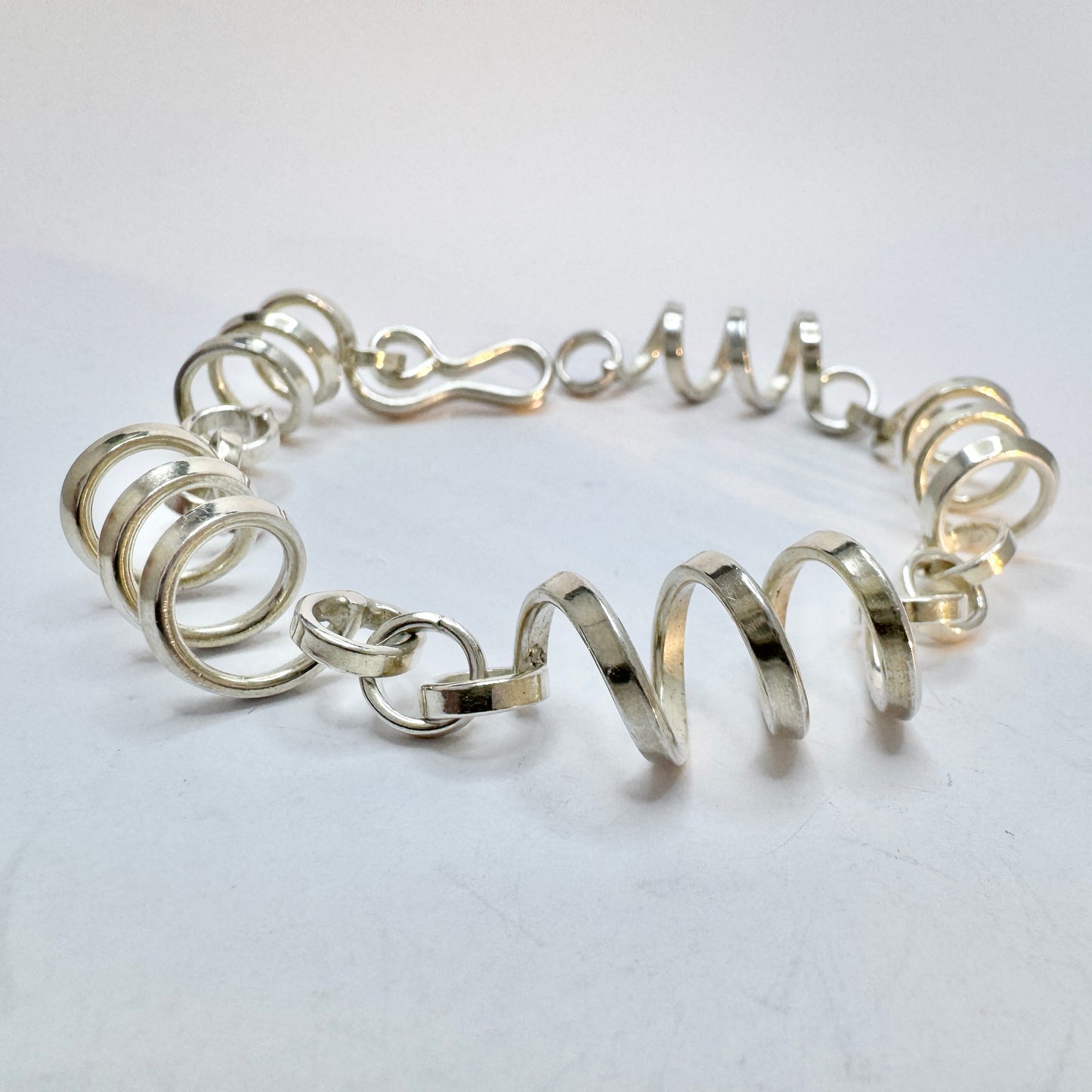 Cecilia Johansson, Sweden 1972. Vintage Modernist Sterling Silver Bracelet.