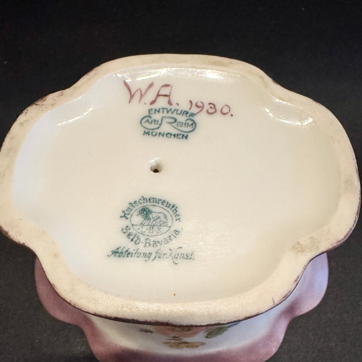 Hutschenreuther, Abteilung für Kunst, Bavaria year 1930. Vintage Porcelain Vase / Planter