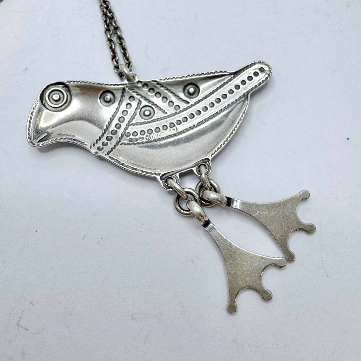 Kalevala Koru, Finland. Large Vintage Sterling Silver Bird Pendant Long Chain Necklace.