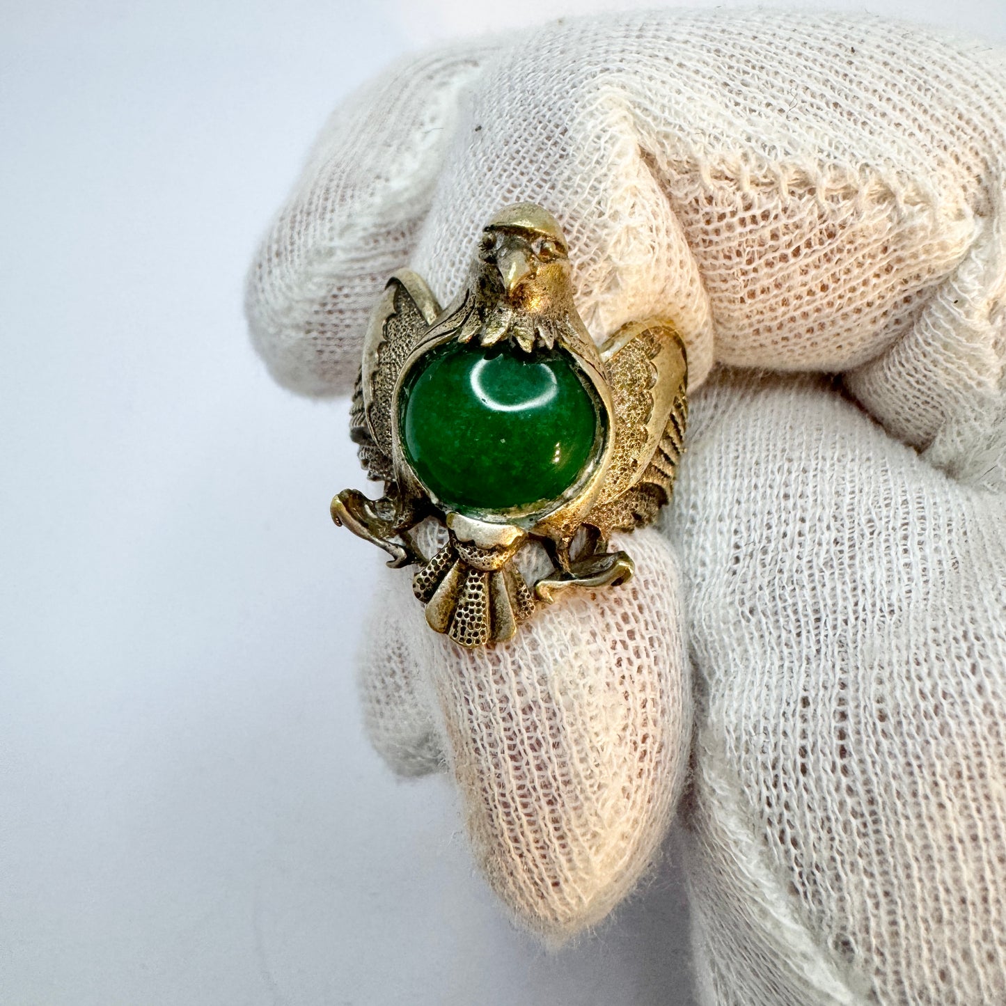 Vintage c 1950s. Jelly Belly Eagle Costume Jewelry Ring.
