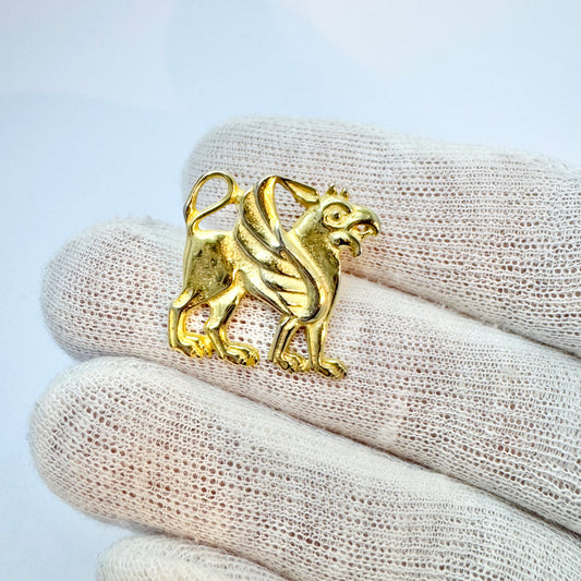 Vintage Sterling Silver Metropolitan Museum Art Griffin Brooch.