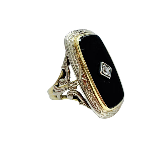 Vintage Art Deco 14k Gold Onyx Diamond Ring.