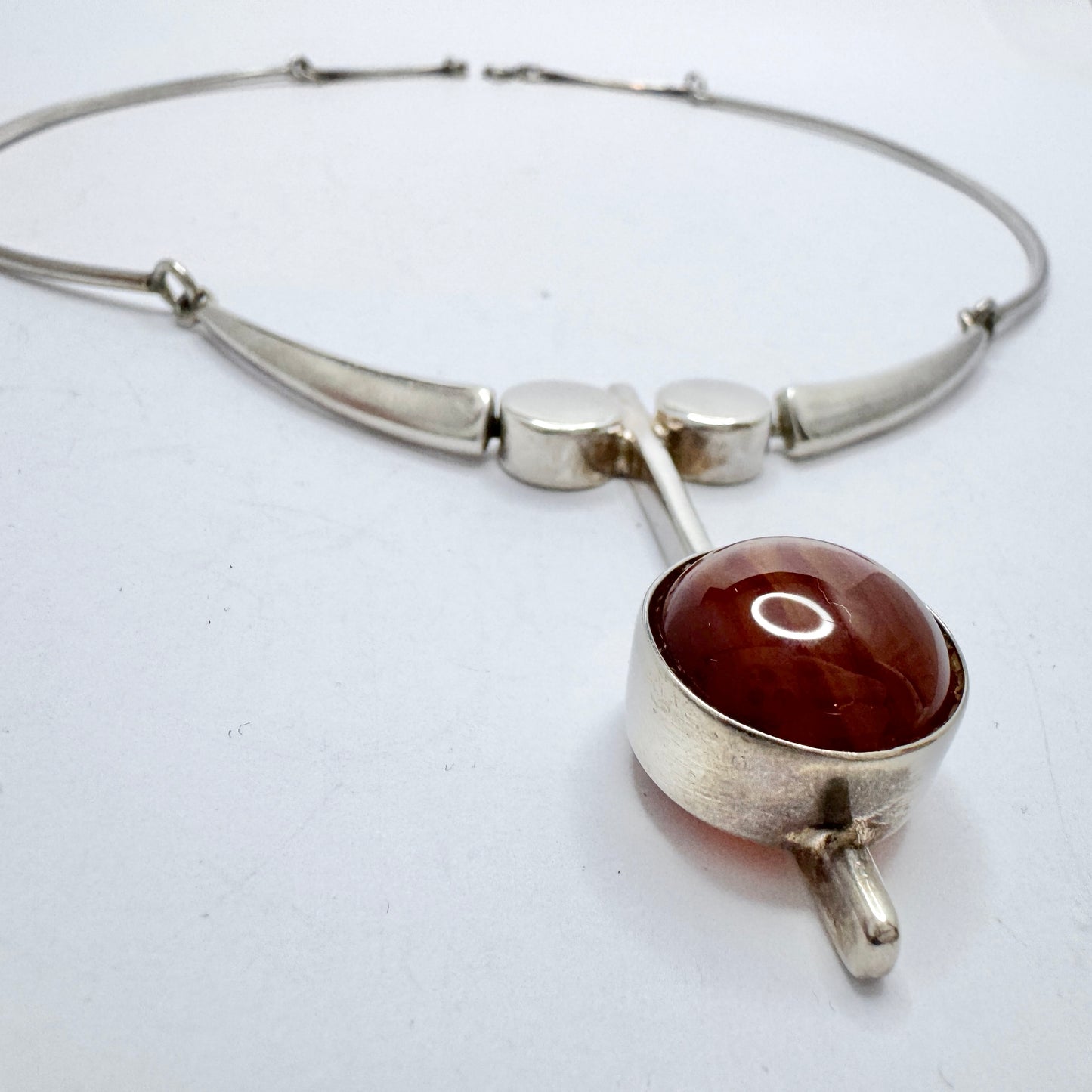 Israel. Vintage Modernist Sterling Silver Agate Necklace.