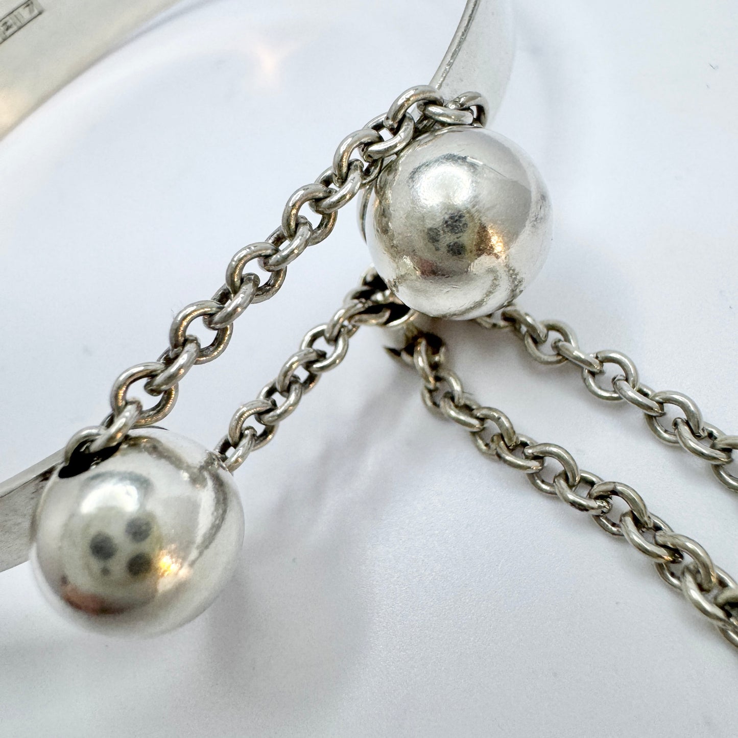 Elis Kauppi, Kupittaan Kulta Finland 1962. Vintage Solid Silver Bangle Bracelet. Rare