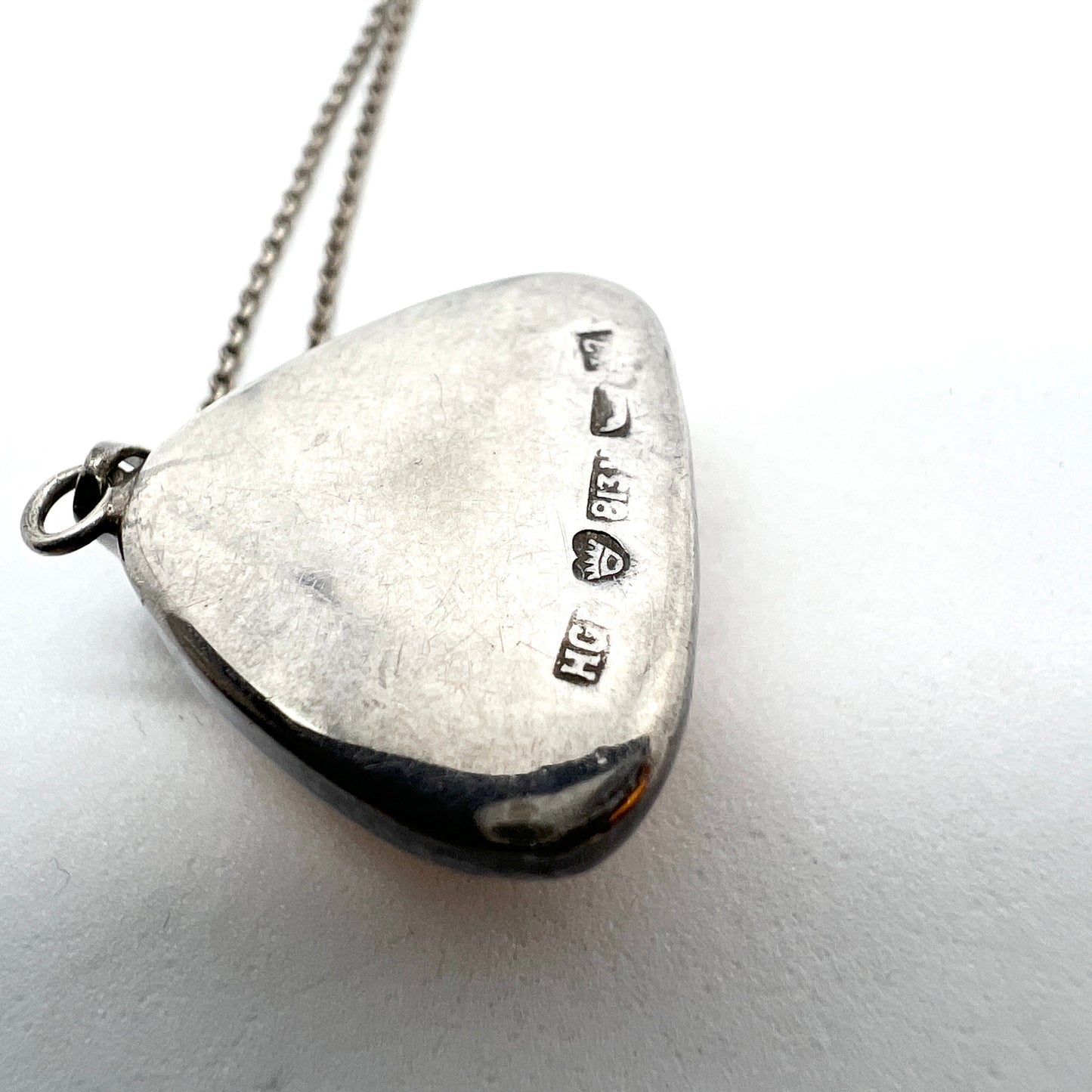 Holger Lindström, Finland 1964. Vintage Solid Silver Butterscotch Amber Pendant Necklace.