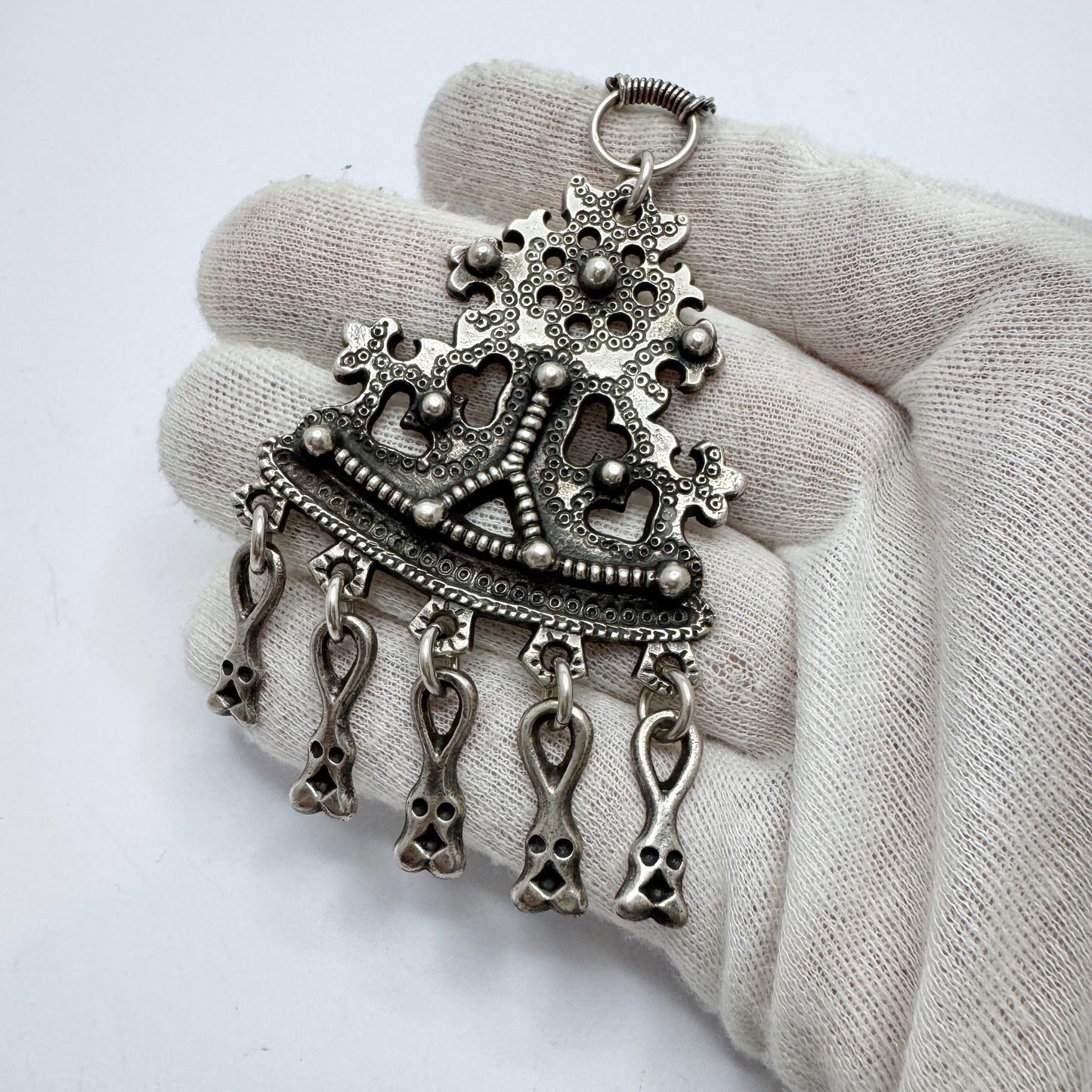 Kalevala Koru, Finland 1979. Very Large Vintage Sterling Silver Pendant Necklace