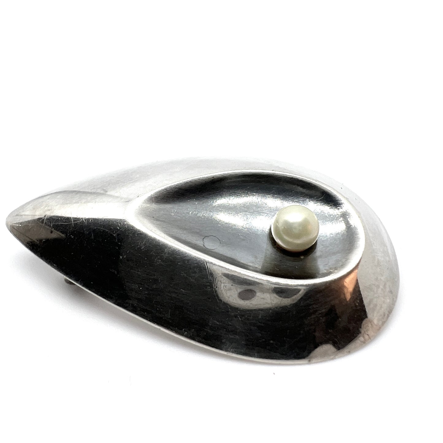 Axelsson for G Dahlgren, Sweden 1960. Vintage Solid Silver Cultured Pearl Brooch. Signed.