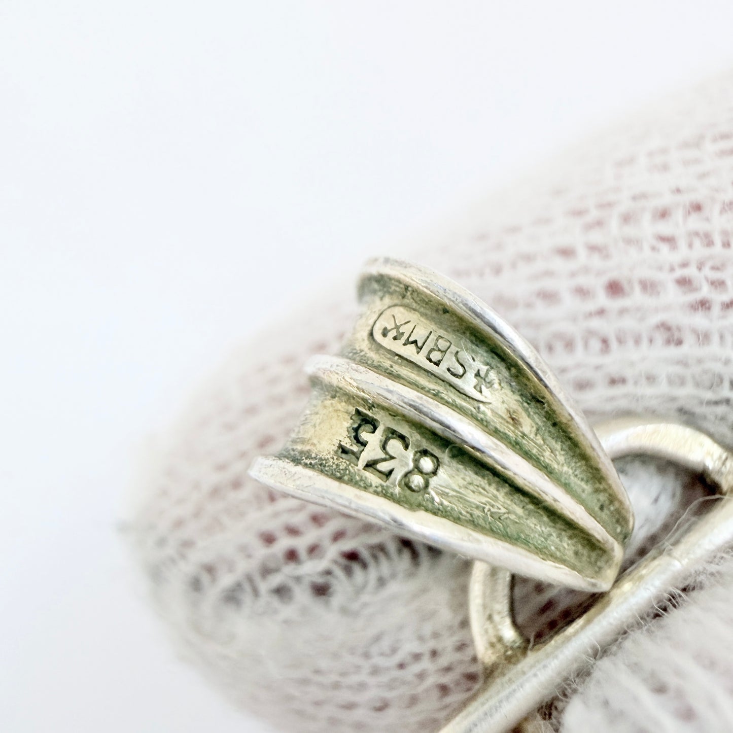 Vintage ca 1950s Solid 835 Silver Amber Pendant. Maker's Mark.