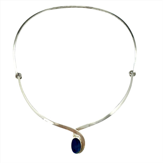 Olavi Wehmersuo for Kaunis Koru, Finland. VIntage Sterling Silver Spectrolite Neck-ring Necklace.