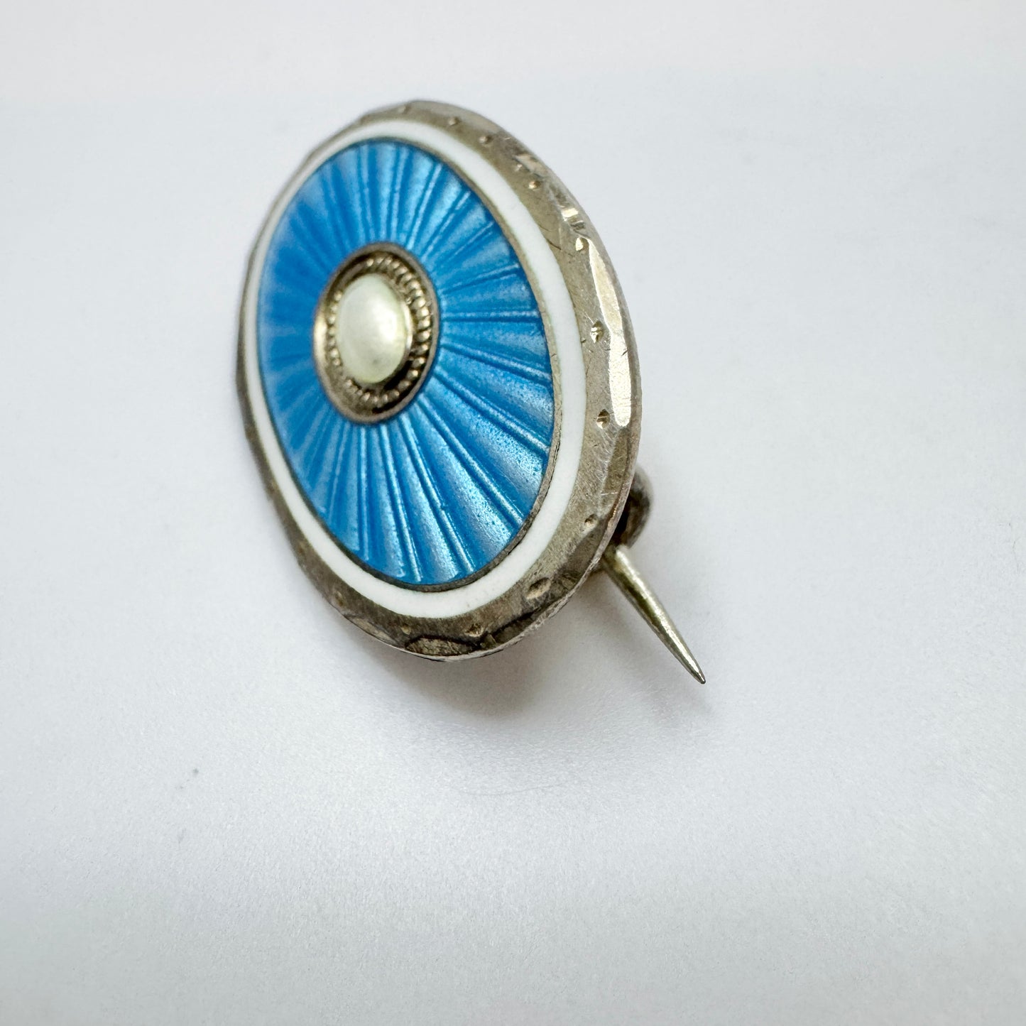 Clement Berg, Norway early 1900. Small Sterling Silver Enamel Brooch.