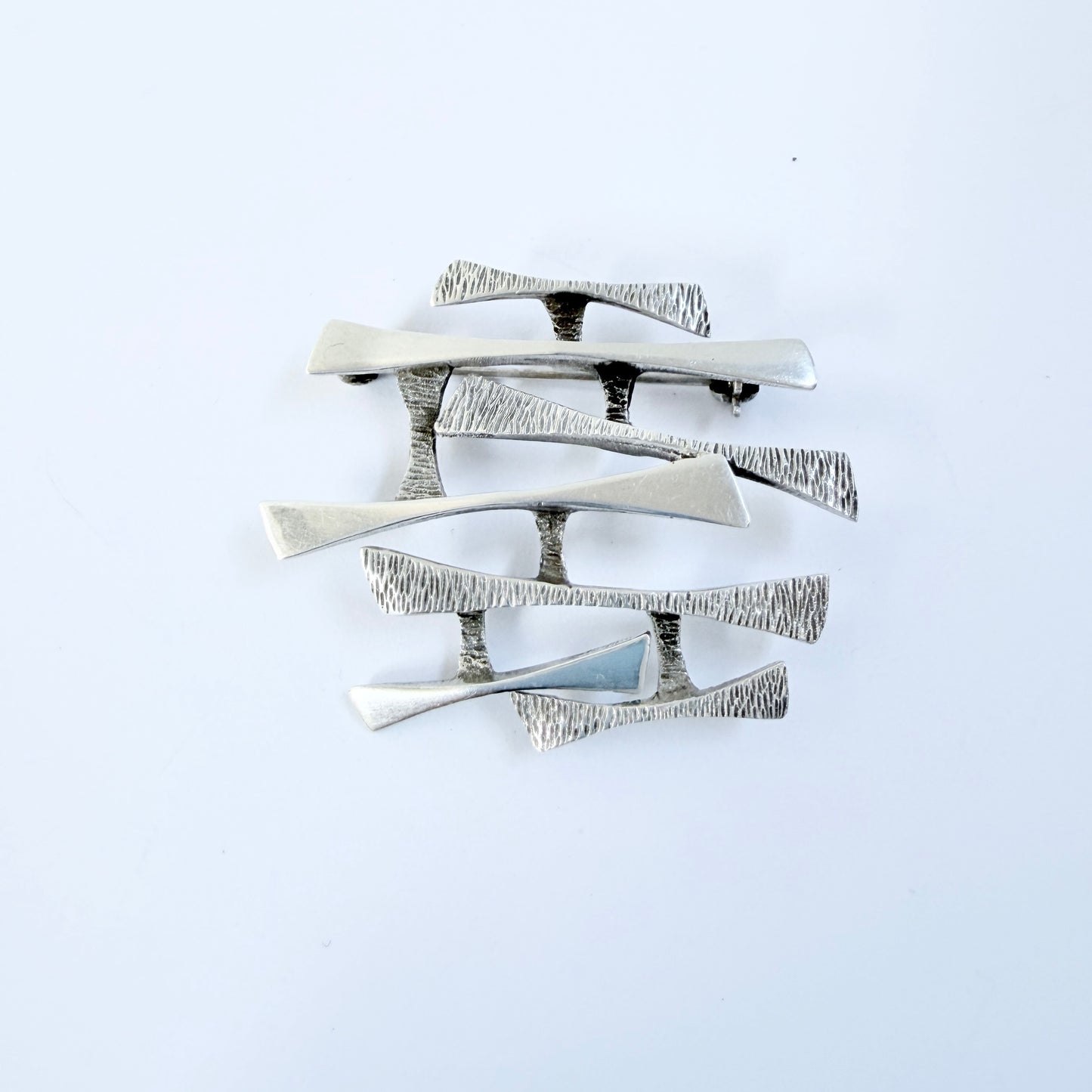 Vintage 1960-70s. Modernist Solid Silver Brooch.