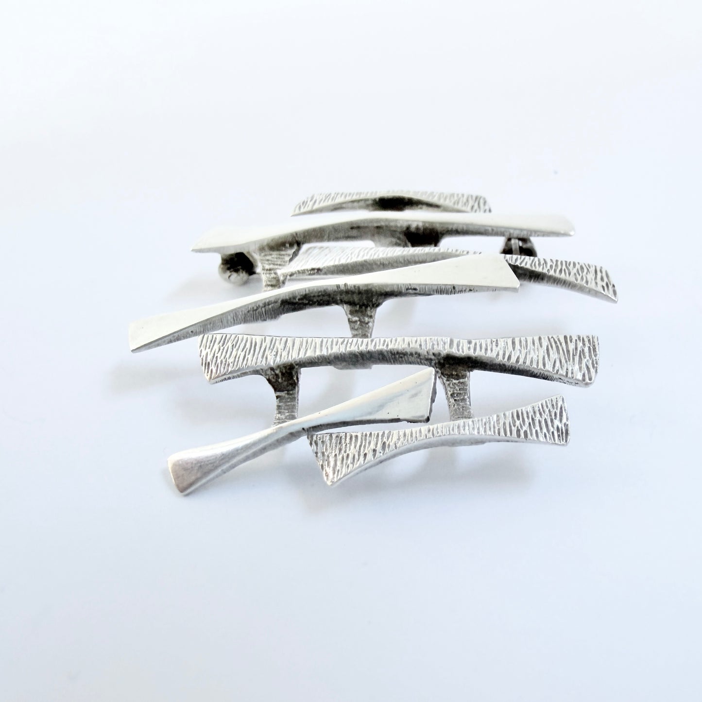 Vintage 1960-70s. Modernist Solid Silver Brooch.