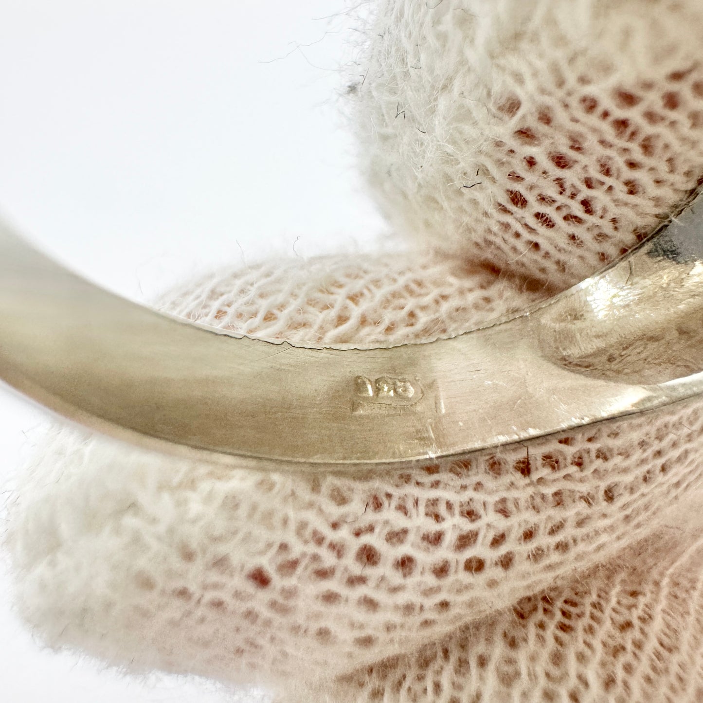 Vintage 1960s. Solid Silver Synthetic Spinel Ring.