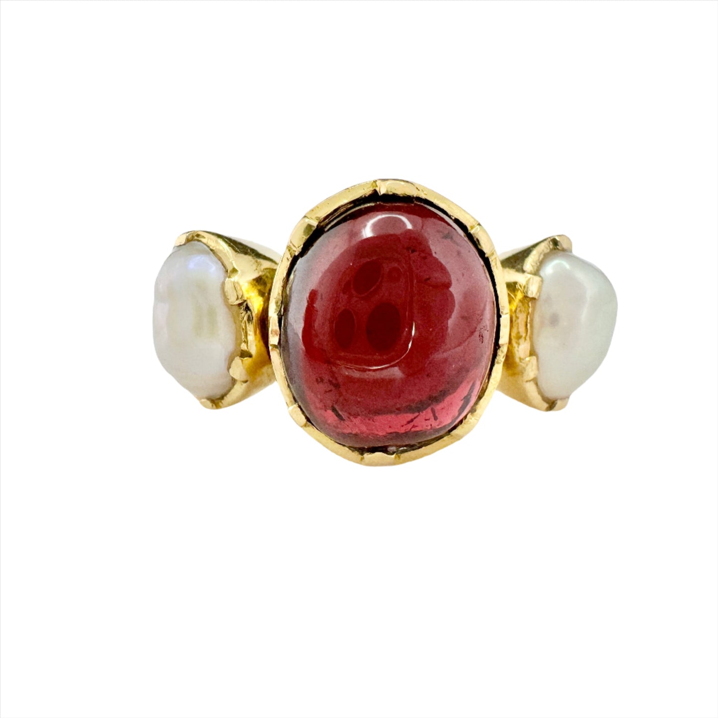 Portugal. Vintage 19.2k Gold Garnet Cultured Pearl Ring.