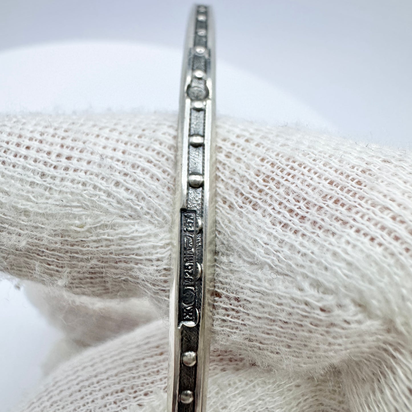 Kalevala Koru, Finland. Vintage Sterling Silver Bangle Bracelet.