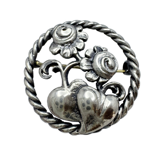 Vintage c 1940s Solid Silver Flower Brooch.