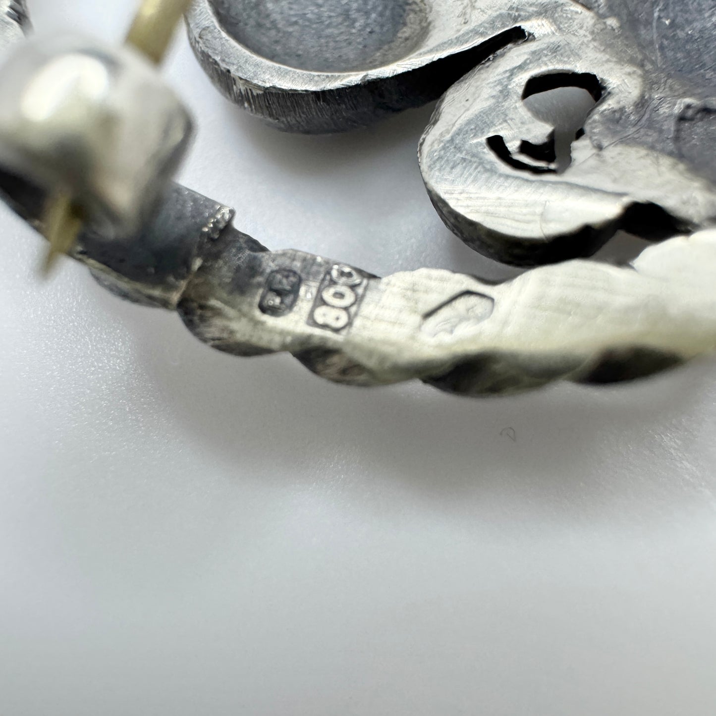 Vintage c 1940s Solid Silver Flower Brooch.