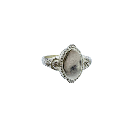Vintage c 1950s. Vintage Sterling Silver Female Signet Ring.