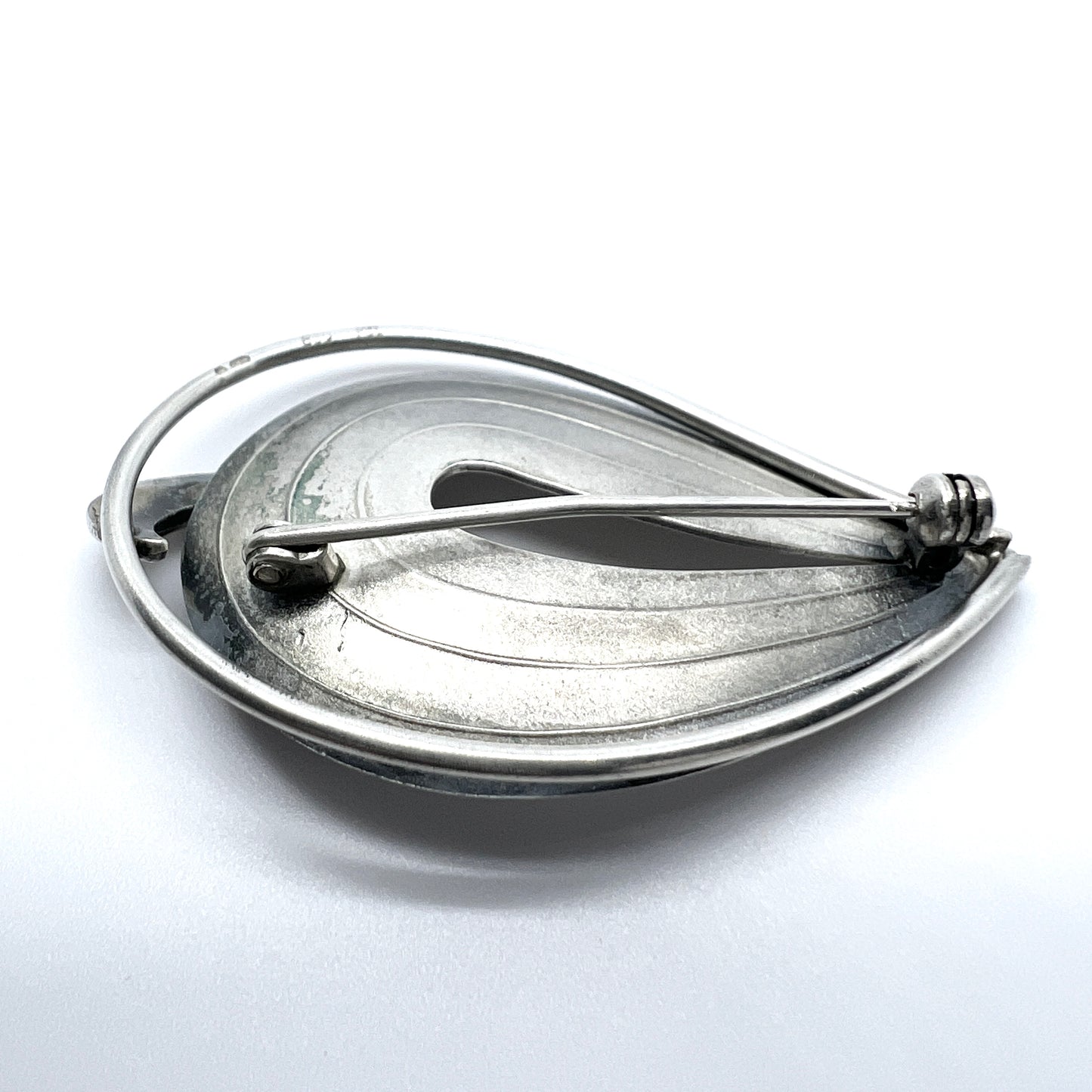 K&L-Kordes Lichtenfels, Germany 1950-60s Solid Silver Chalcedony Brooch.