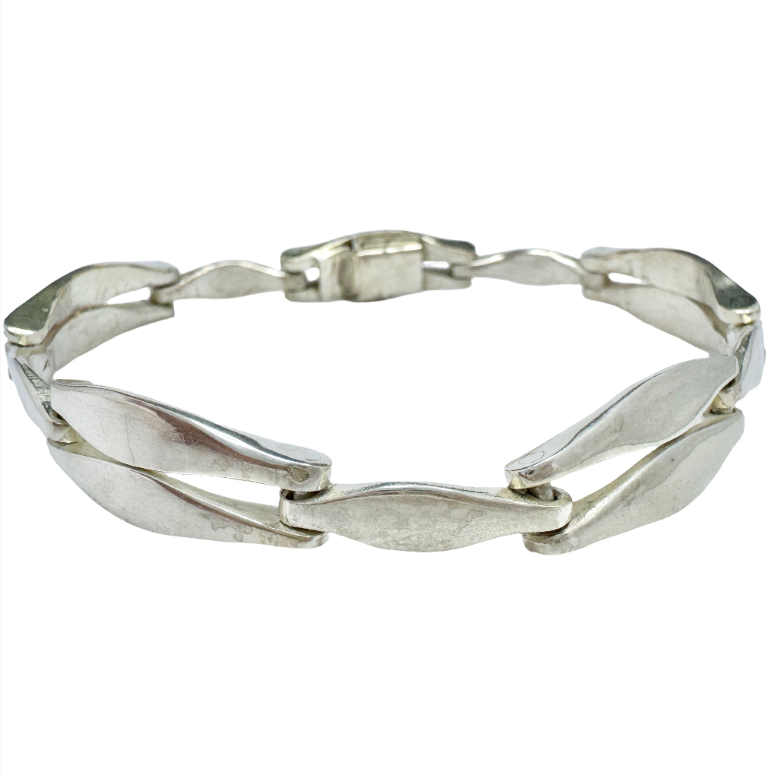 Stina Sökjer-Peters, Sweden 1986. Vintage Sterling Silver Bracelet