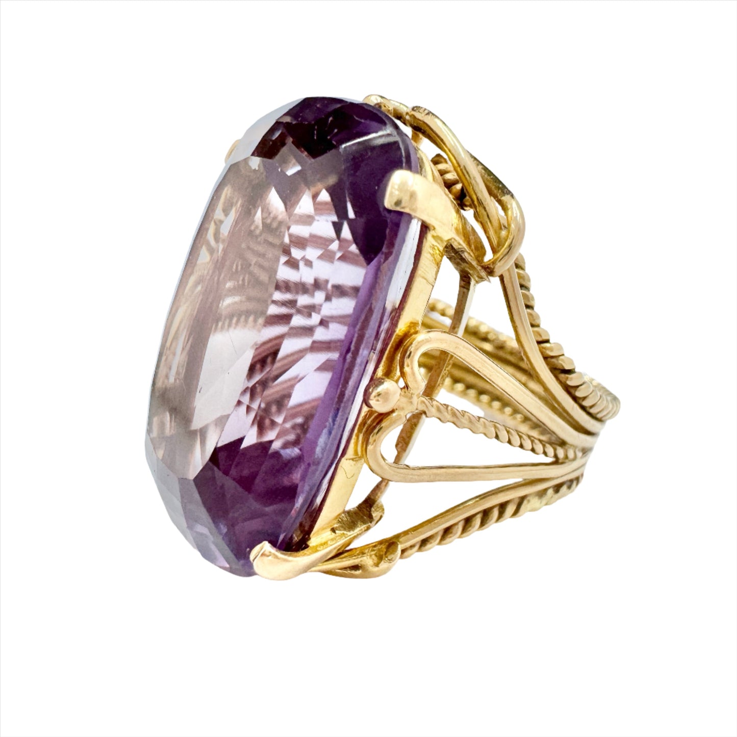 Egypt. Bold Vintage 18k Gold Synthetic Alexandrite Ring. 23.1 gram.