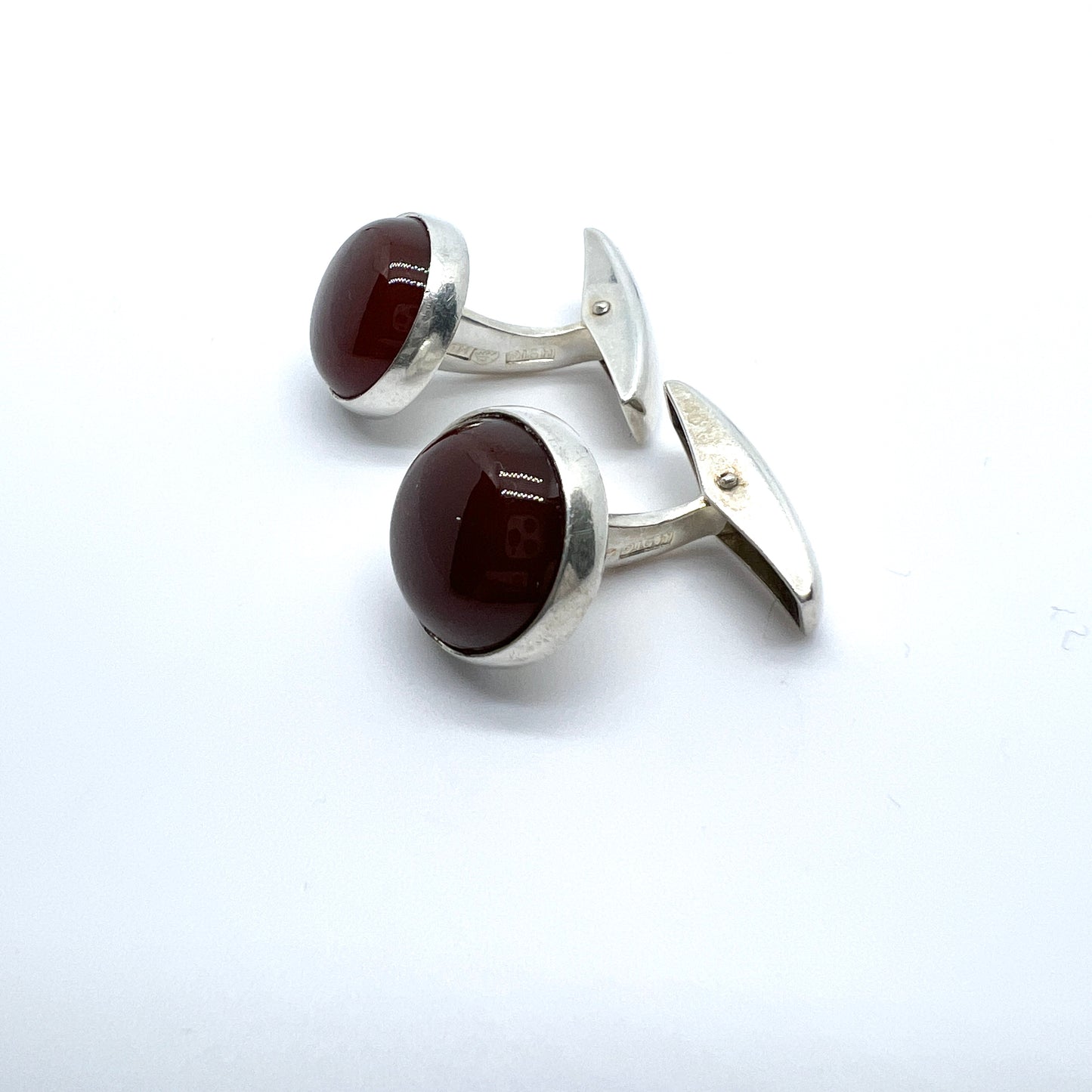 Rauno Oma Mättö, Finland 1965. Vintage Silver Carnelian Cufflinks.