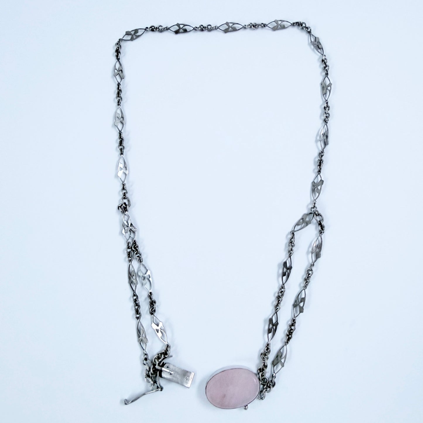 Claes E Giertta, Sweden 1958. Vintage Sterling Silver Rose Quartz Necklace.