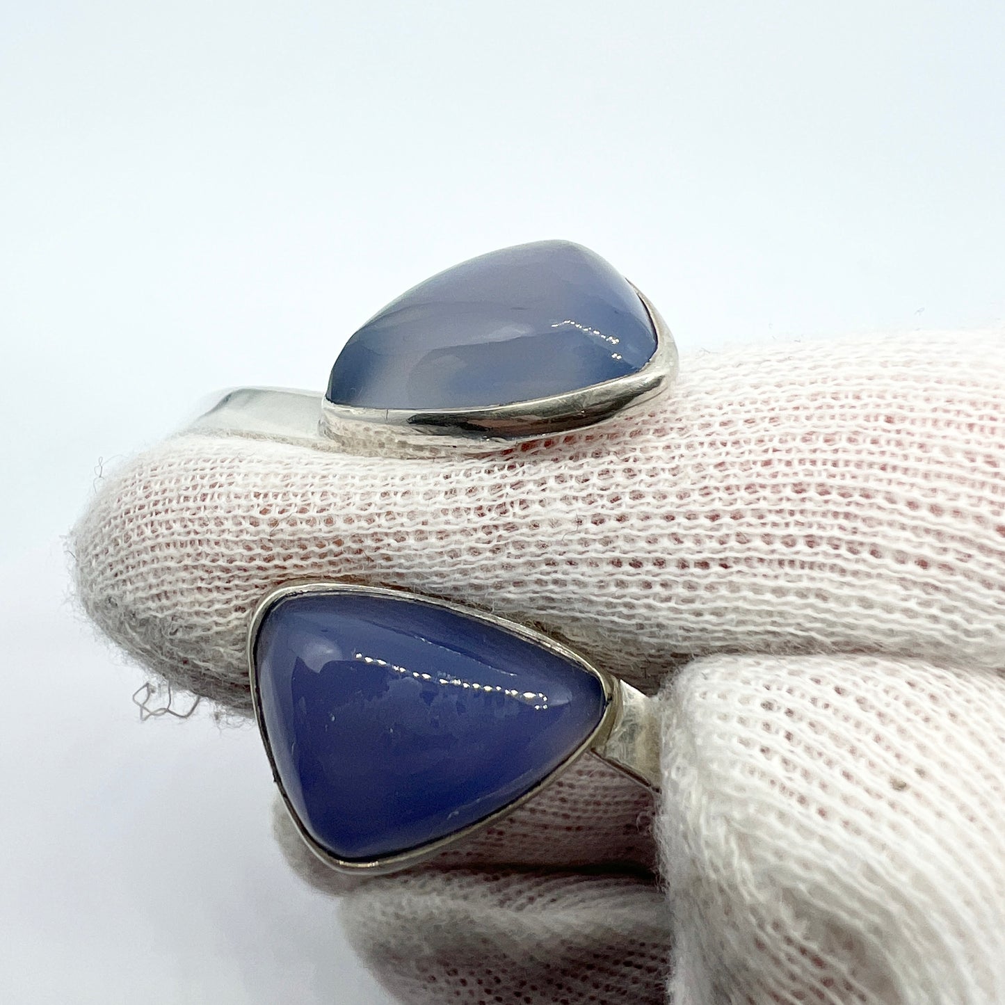 Kaplan, Sweden 1957. Vintage Sterling Silver Chalcedony Bangle Bracelet.