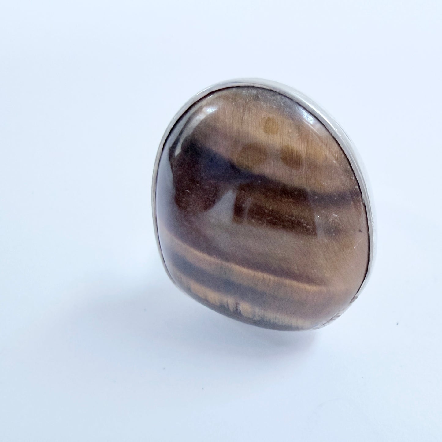 Vintage c 1960-70s Solid Slver Tiger's Eye Ring.