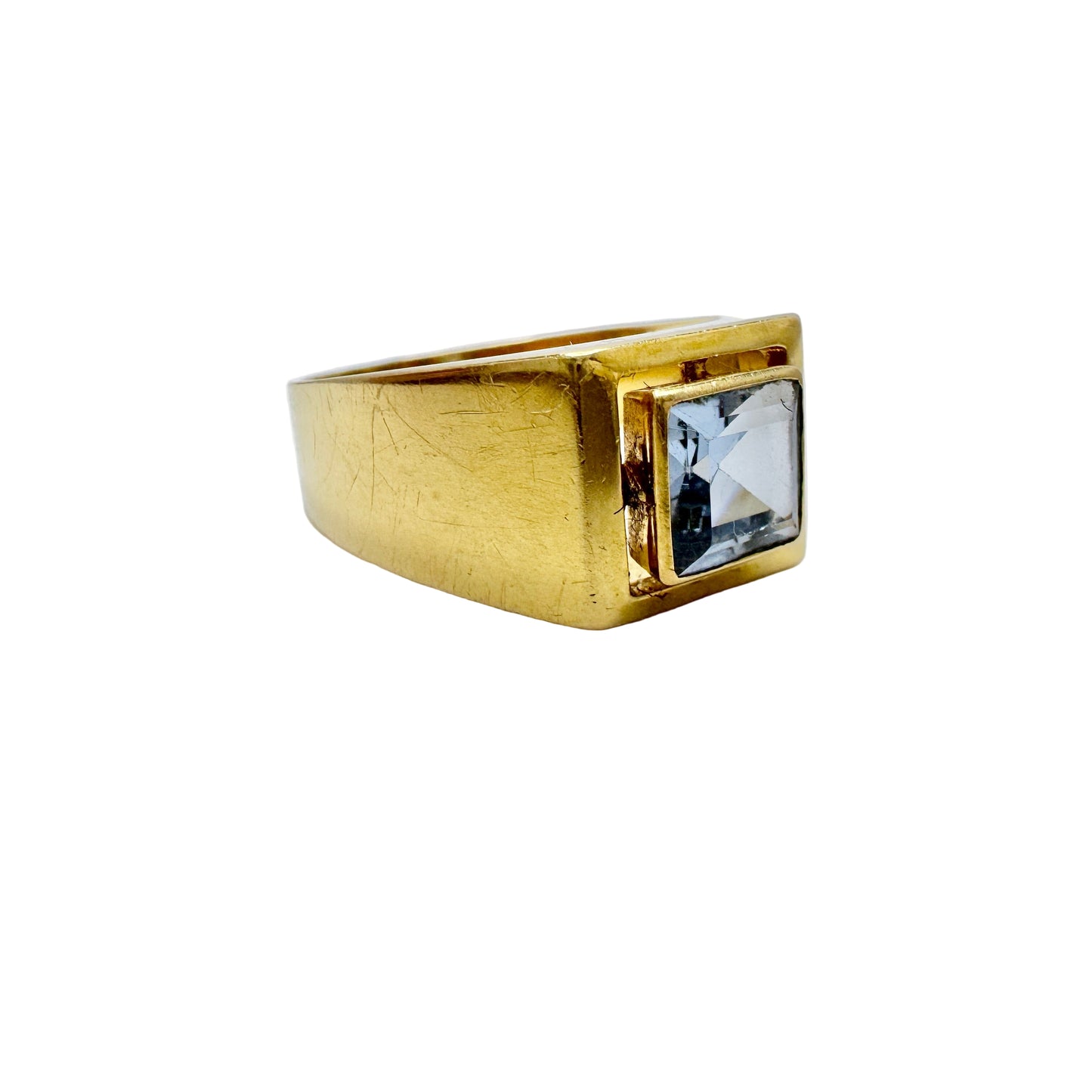 Sweden c 1960 Vintage Mid-century 18k Gold Blue Synthetic Spinel Ring