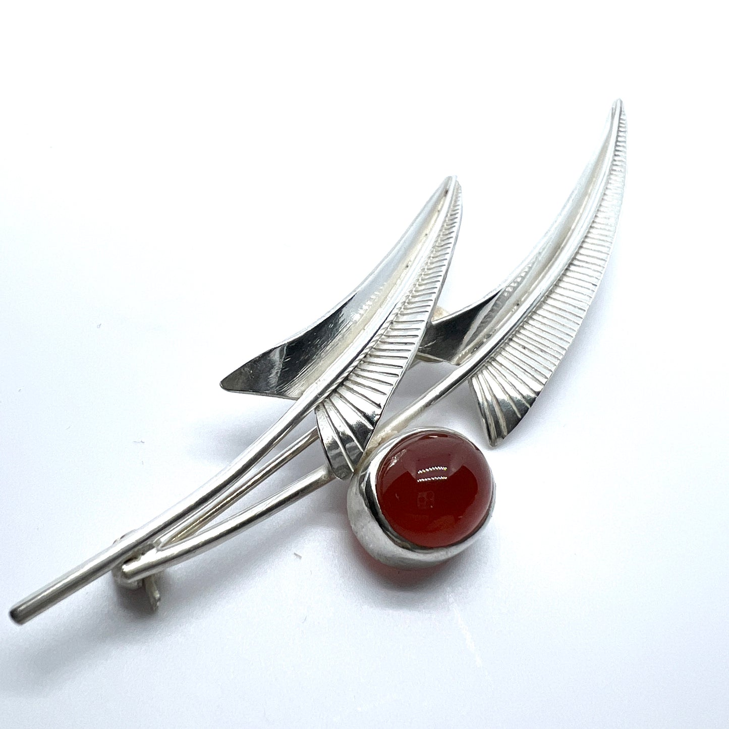 Per Ericsson, Sweden 1954. Large Vintage Mid-century Modern Sterling Silver Carnelian Brooch.