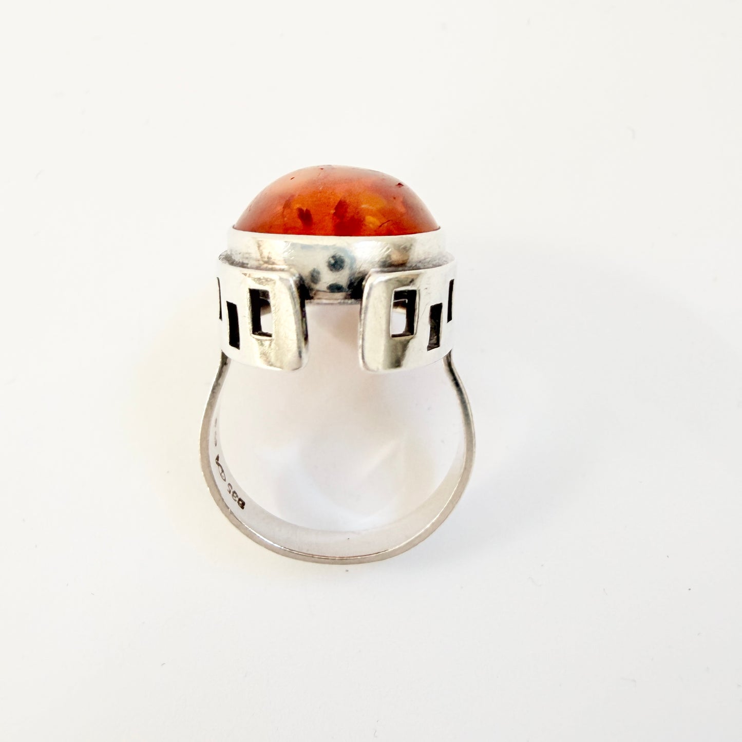 Ostsee-schmuck, Fischland ca 1970. Solid Silver Amber Ring