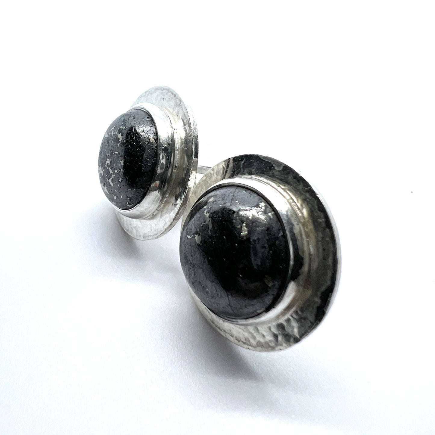 Thomas Danielsson, Sweden 1971. Vintage Sterling Silver Iron Ore Cufflinks.