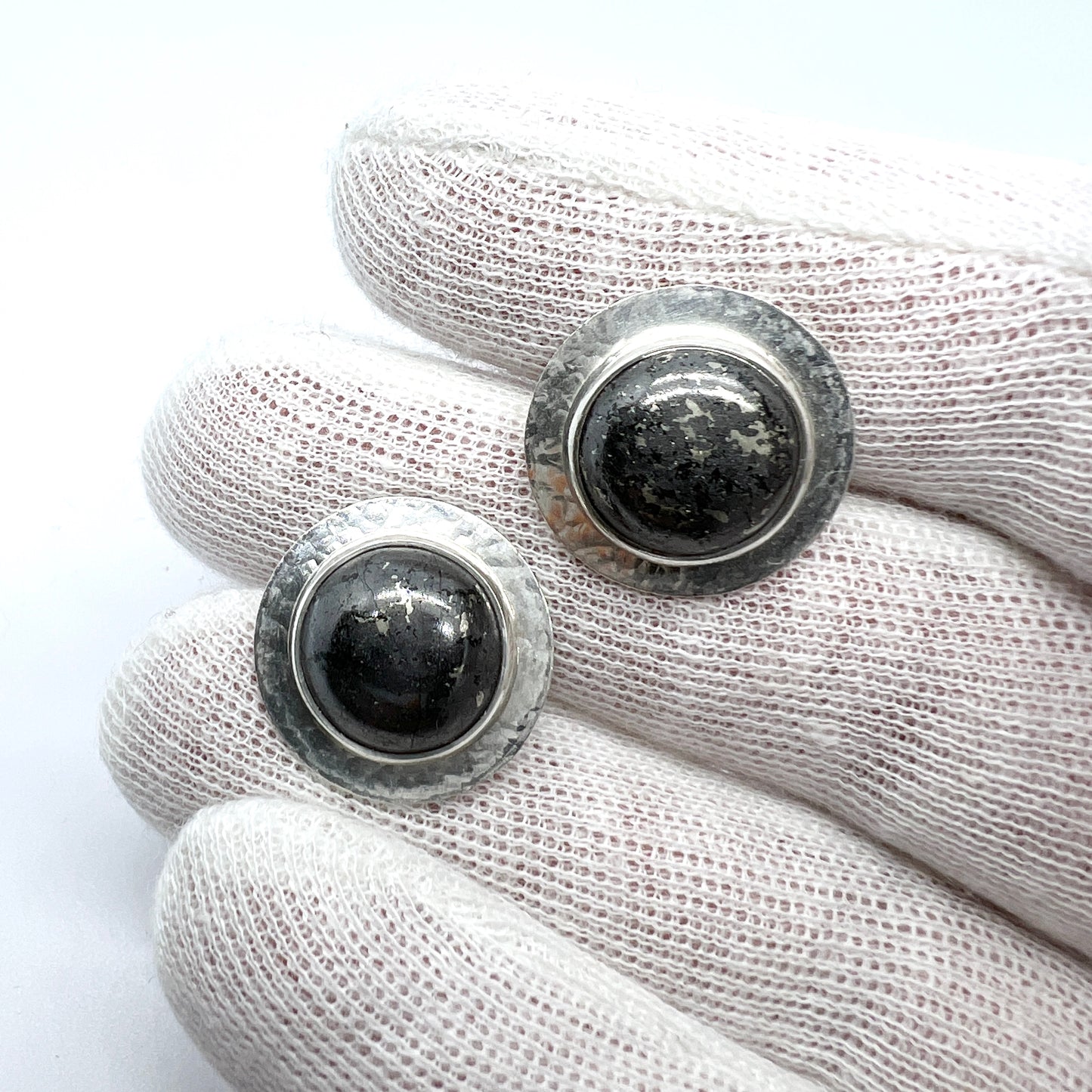 Thomas Danielsson, Sweden 1971. Vintage Sterling Silver Iron Ore Cufflinks.