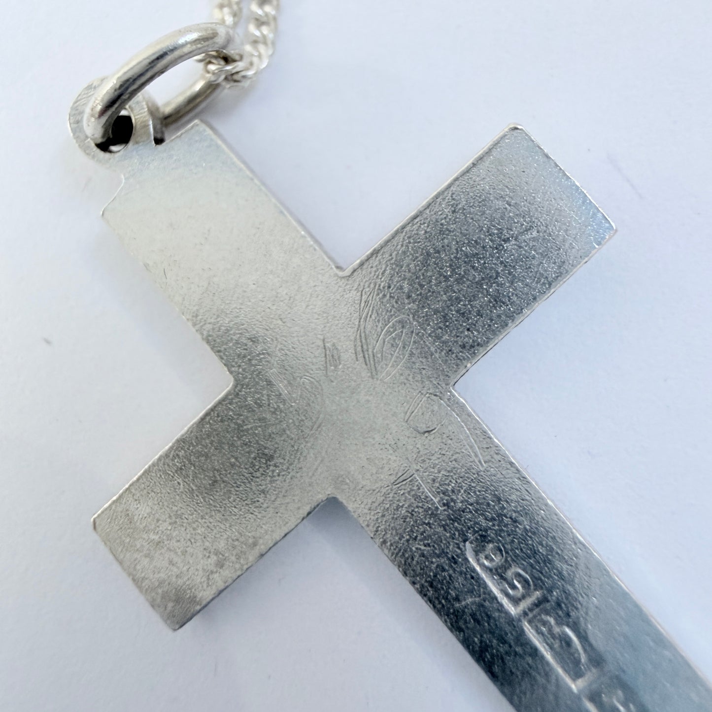 Herman Wist, Finland 1947. Vintage Solid Silver Cross Pendant Necklace.