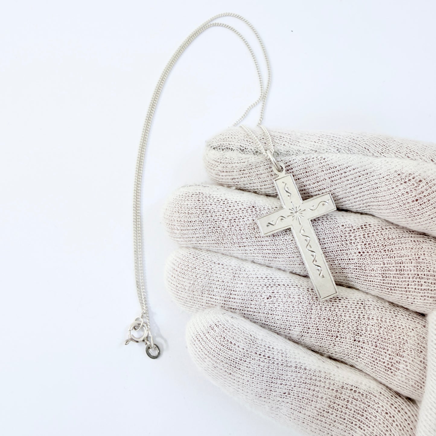 Herman Wist, Finland 1947. Vintage Solid Silver Cross Pendant Necklace.