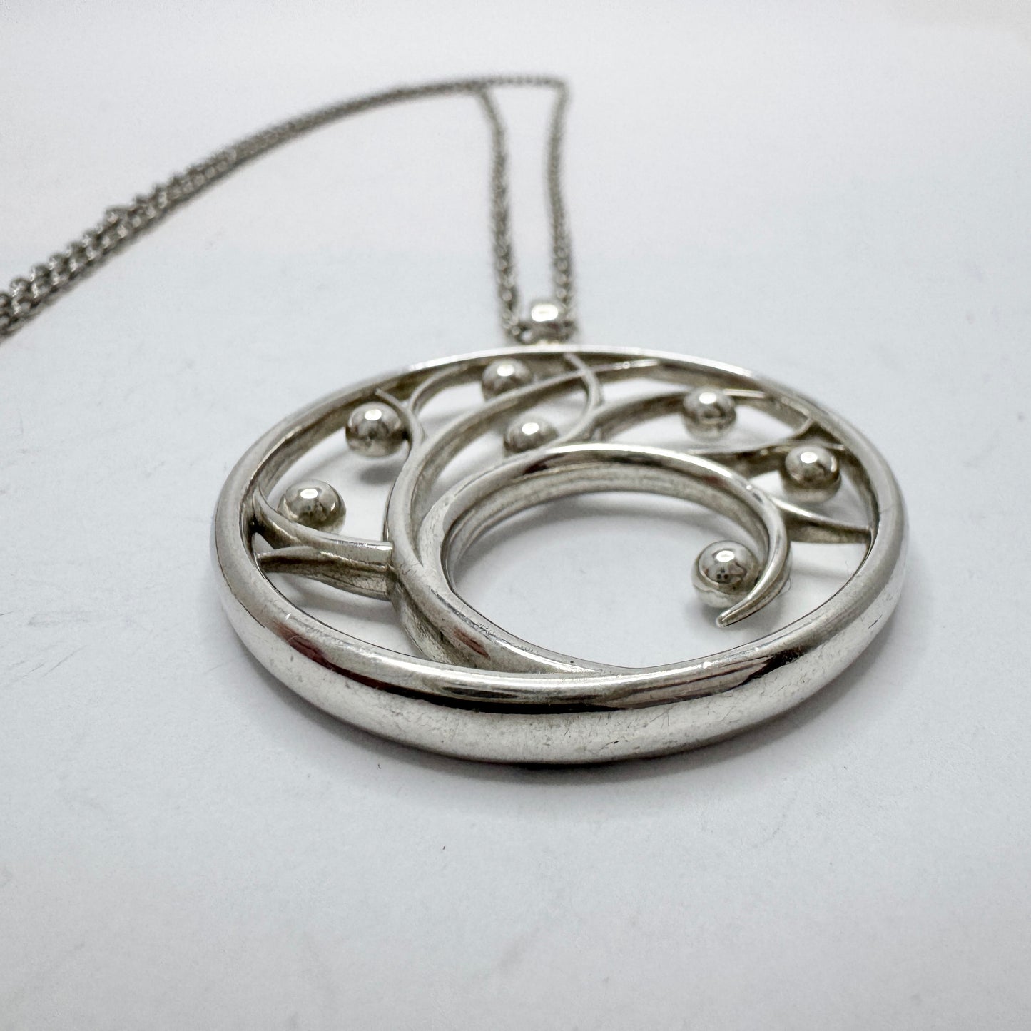 Vintage Sterling Silver Pendant Long Chain Necklace.