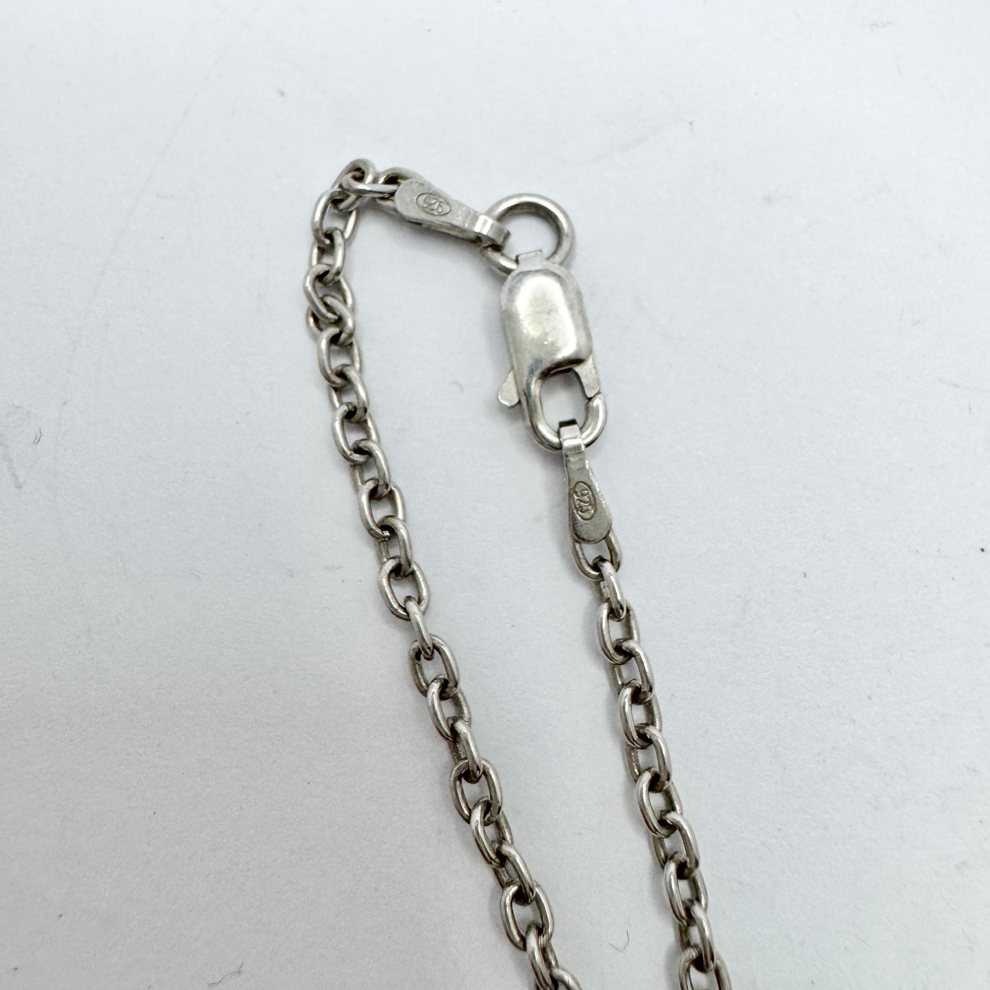 Vintage Sterling Silver Pendant Long Chain Necklace.