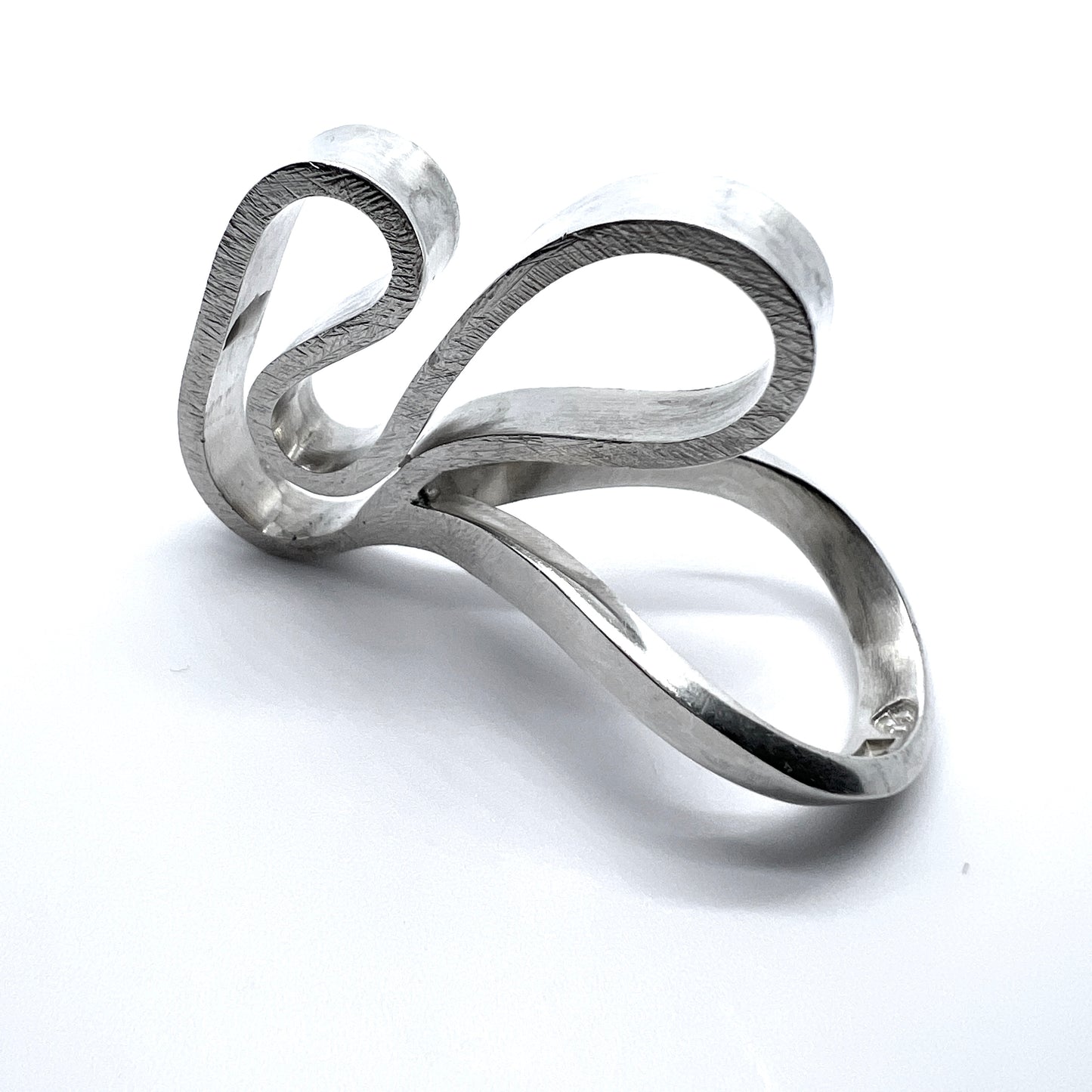 Carl Forsberg, Sweden 1972. Bold Vintage Modernist Sterling Silver Ring.