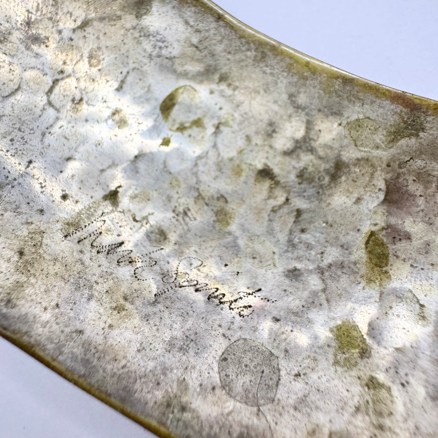 Mark Spirito, USA. Vintage Hammered Neck Cuff. Signed.